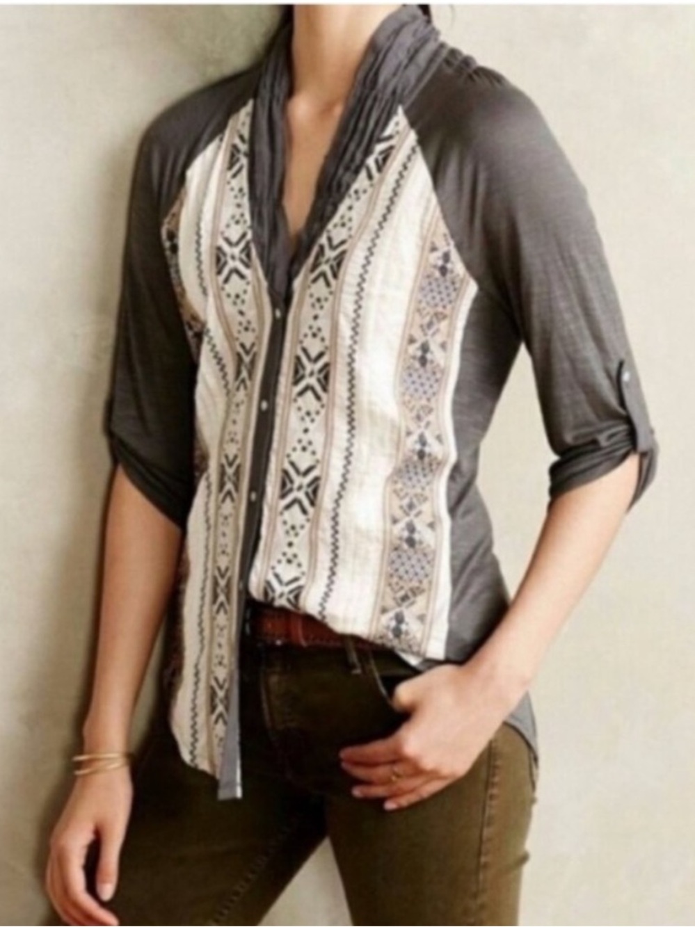 Anthropologie TINY Lucinda Embroidered V Neck Blouse Gray Ivory Large